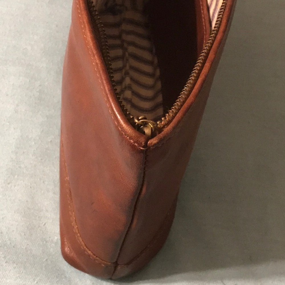 Vintage 80s Coach cosmetics case